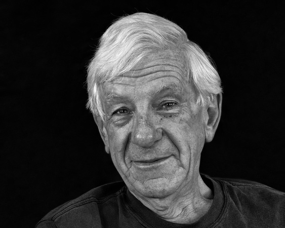 Rod Holesgrove, 76